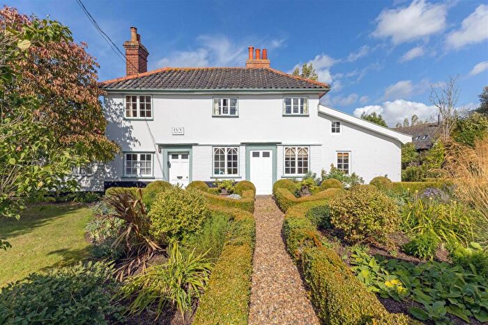 3 Bedroom House For Sale In The Street, Thorndon, IP23