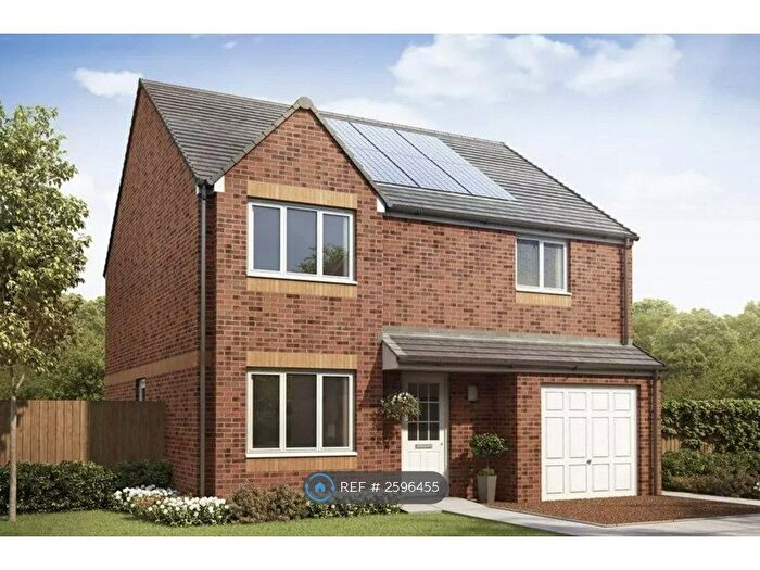 4 Bedroom Detached House To Rent In Trench Drive, Glasgow, G53