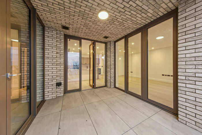 3 Bedroom Flat To Rent In Cosway Street, Lisson Grove, NW1