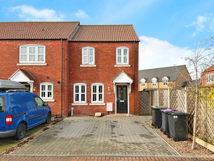 3 Bedroom End Terrace House For Sale In Rutland Avenue, Waddington, LN5