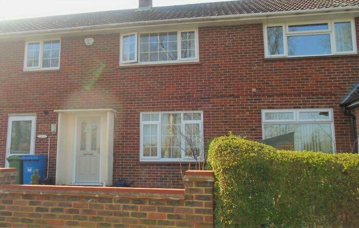 3 Bedroom Terraced House To Rent In Lindenhill Road, Bracknell, RG42