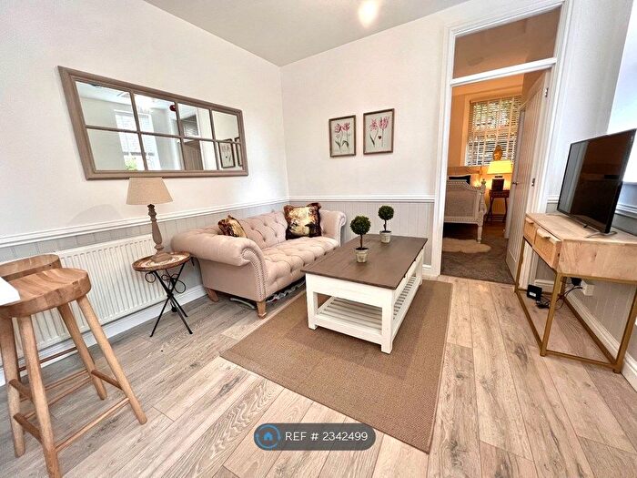 1 Bedroom Flat To Rent In Fulwood Road, Sheffield, S10