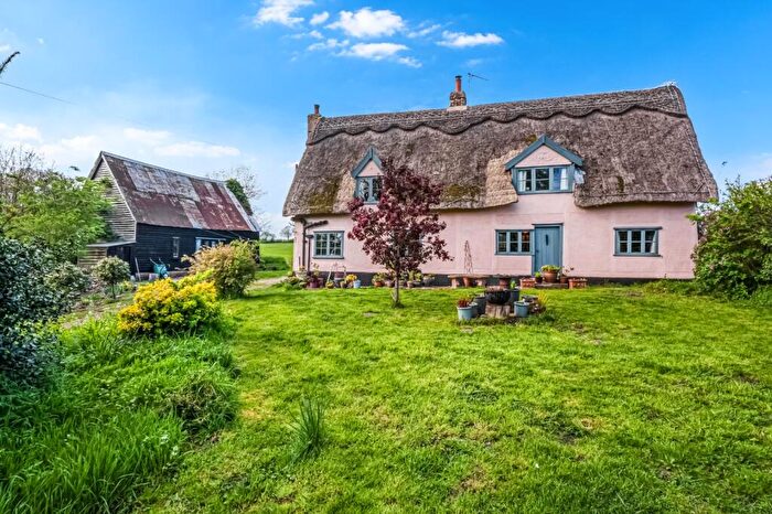 3 Bedroom Detached House For Sale In Walsham-Le-Willows, Suffolk, IP31