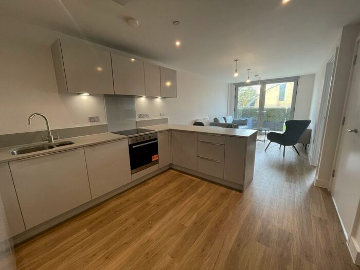 1 Bedroom Flat To Rent In Silbury Boulevard, Milton Keynes, MK9