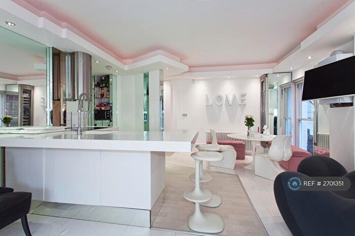 3 Bedroom Flat To Rent In Lindfield Gardens, London, NW3