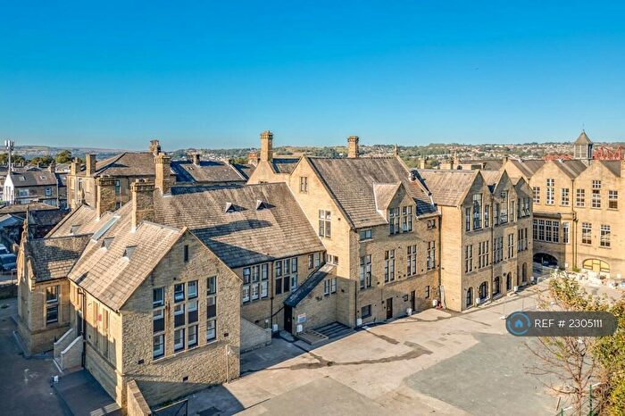 5 Bedroom Terraced House To Rent In Manningham Lane, Bradford, BD8