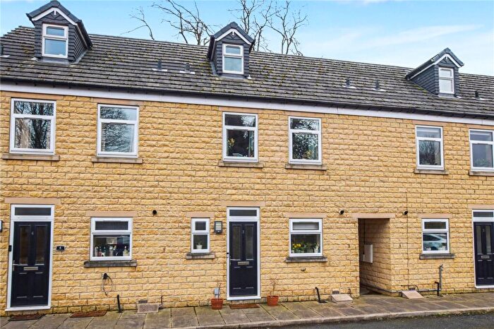 4 Bedroom Terraced House For Sale In Sunfield Mews, Stanningley, Pudsey, West Yorkshire, LS28