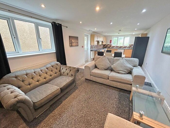 8 Bedroom House Of Multiple Occupation To Rent In Woodville Road, Cardiff(City), CF24