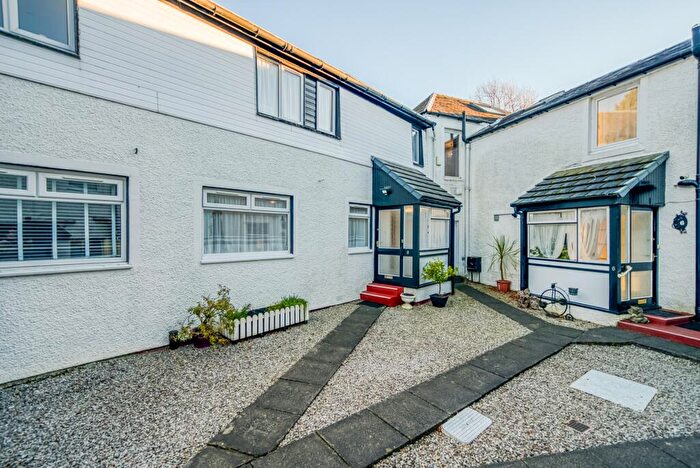 2 Bedroom Duplex To Rent In Woodstone Court, Rhu, Helensburgh, G84