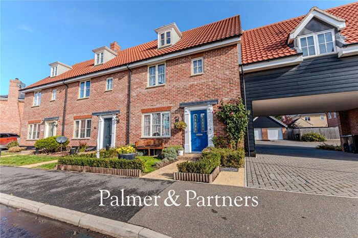 3 Bedroom Semi-Detached House For Sale In Quarry Avenue, Needham Market, Ipswich, Suffolk, IP6