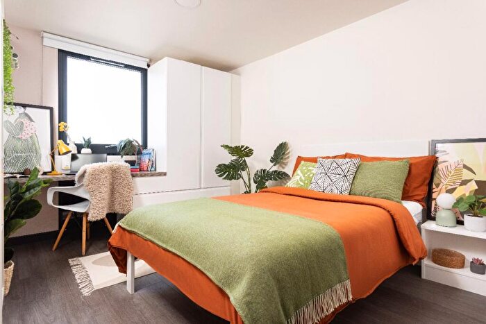 Studio To Rent In Extra Large Standard Double Ensuite - Brass Founders, Scotland St, Sheffield, S3