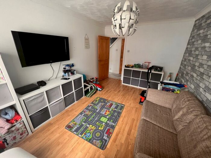 4 Bedroom Detached House To Rent In Hindley Road, West Houghton, BL5