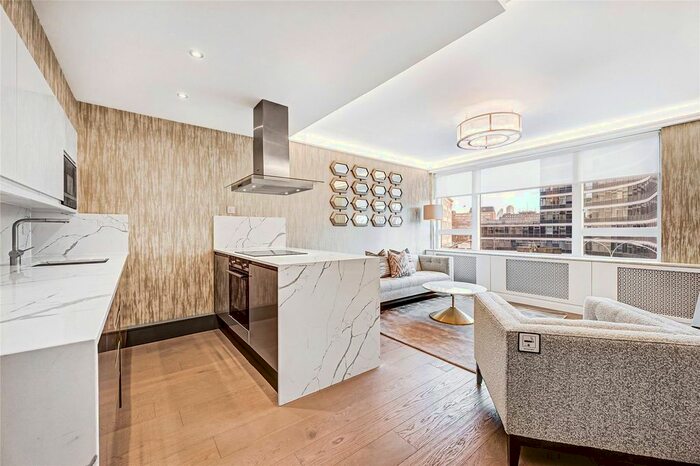 1 Bedroom Flat To Rent In Millbank Court, John Islip Street, Westminster, London, SW1P