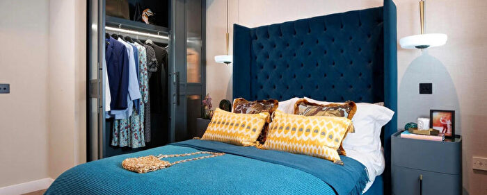 1 Bedroom Apartment To Rent In Saffron Wharf, London Dock, ., E1W