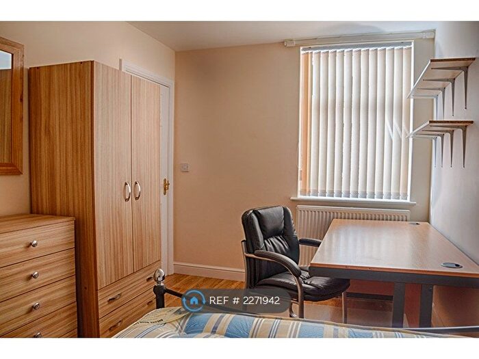 4 Bedroom Terraced House To Rent In Welby Street, Manchester, M13