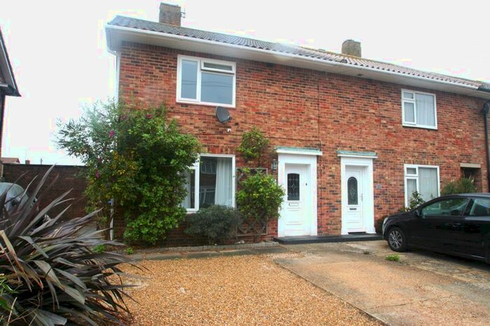 2 Bedroom Terraced House To Rent In Melville Way, Goring-By-Sea, Worthing, BN12