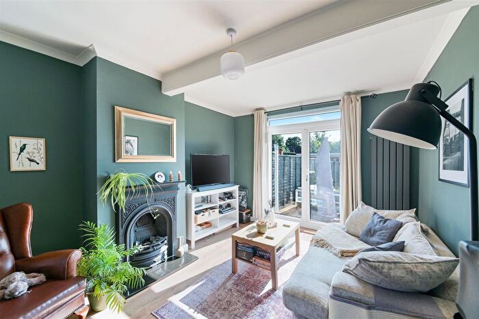 3 Bedroom Property To Rent In Canterbury Road, Morden, SM4