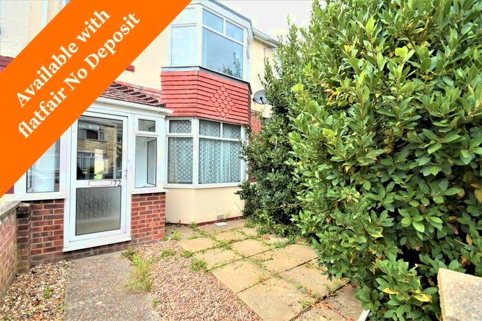 3 Bedroom Terraced House To Rent In Grange Crescent, Gosport, PO12