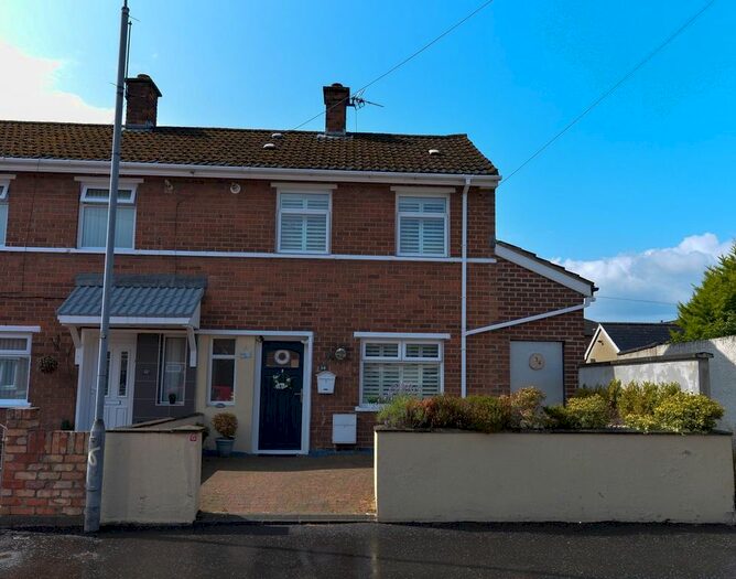 2 Bedroom End Of Terrace House For Sale In Lisavon Drive, Sydenham, Belfast, BT4