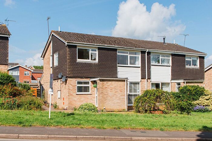 2 Bedroom Flat To Rent In Bankside, Banbury, OX16