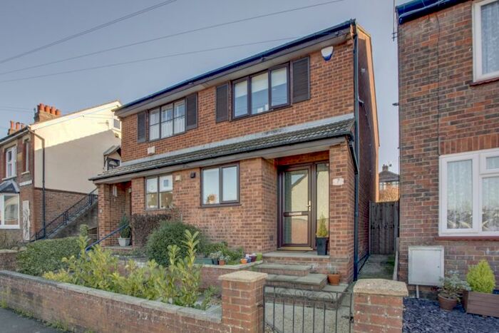 2 Bedroom Semi-Detached House To Rent In Brockhurst Road, Chesham, HP5