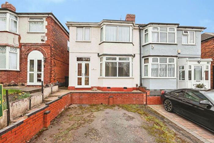 3 Bedroom Semi Detached House For Sale In Old Bromford Lane, Birmingham, B8