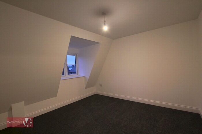 2 Bedroom Flat To Rent In Brewery Road, Hoddesdon, EN11