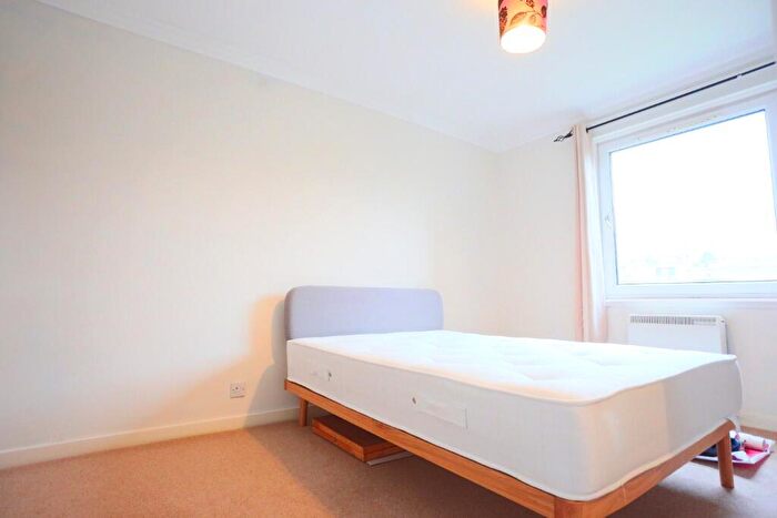 2 Bedroom Flat To Rent In Abercorn Court, Duddingston, Edinburgh, EH8