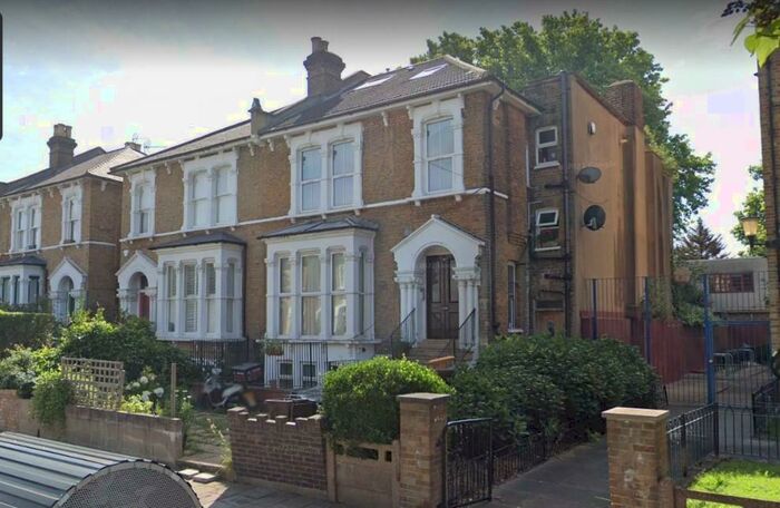 2 Bedroom Flat To Rent In Evering Road, Clapton, London, E5