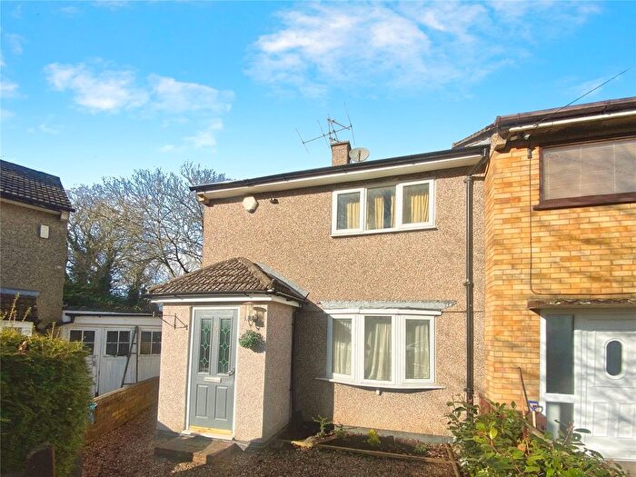 4 Bedroom End Of Terrace House To Rent In Monmouth Drive, Leicester, Leicestershire, LE2