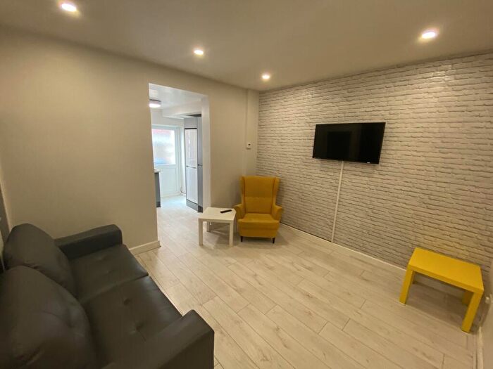 4 Bedroom House To Rent In Wellfield Road, Preston, PR1