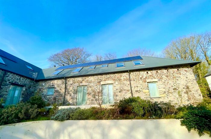 4 Bedroom Barn Conversion To Rent In Birchland Farm, Birchand Way, Plymouth, PL7