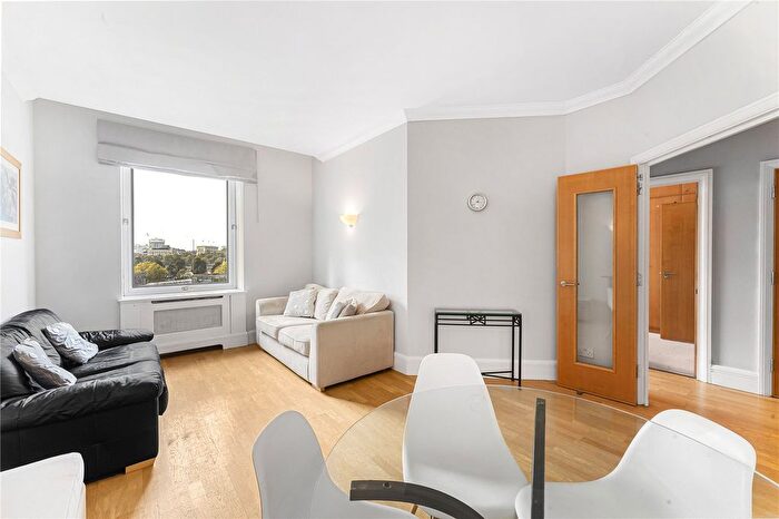 2 Bedroom Flat To Rent In Belvedere Road, London, SE1