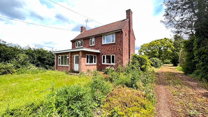3 Bedroom Detached House For Sale In Mill Road, Walpole Highway, PE14