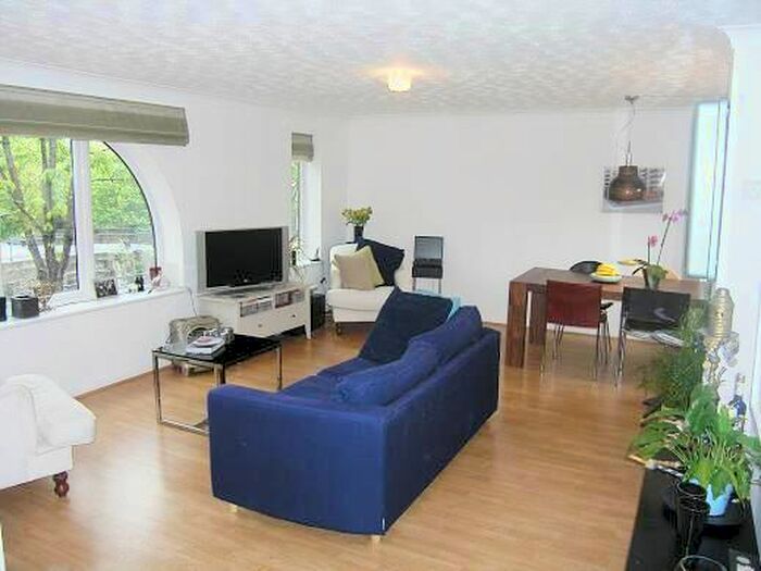 2 Bedroom Flat To Rent In Spirit Quay, London, E1W