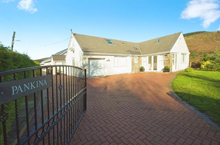 4 Bedroom Detached Bungalow For Sale In Maesteg Road, Cymmer, Port Talbot, SA13