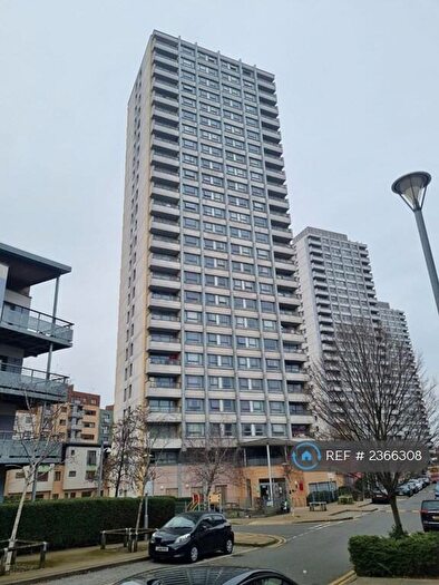 3 Bedroom Flat To Rent In London, London, E3