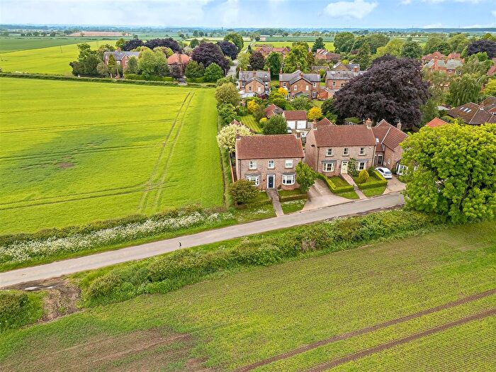 5 Bedroom Detached House For Sale In Black Dike Lane, Upper Poppleton, York, YO26