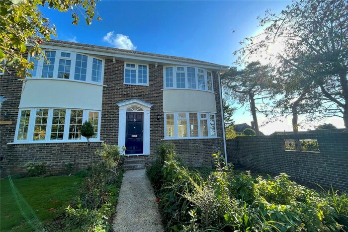 3 Bedroom End Of Terrace House To Rent In Firsdown Road, Worthing, West Sussex, BN13