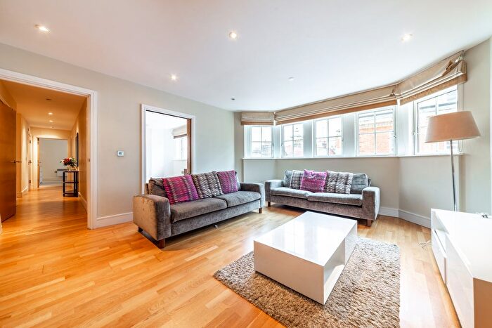 3 Bedroom Flat To Rent In Marsham Street, London, SW1P