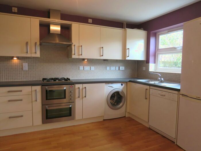 4 Bedroom Town House To Rent In Fonda Meadows, Oxley Park, Milton Keynes, MK4