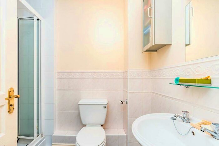 2 Bedroom Flat To Rent In Briton Street, Southampton, SO14