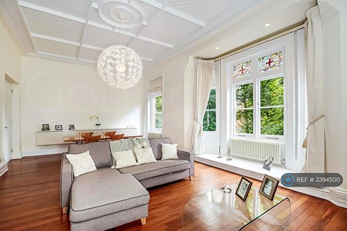 2 Bedroom Flat To Rent In Well Walk, London, NW3