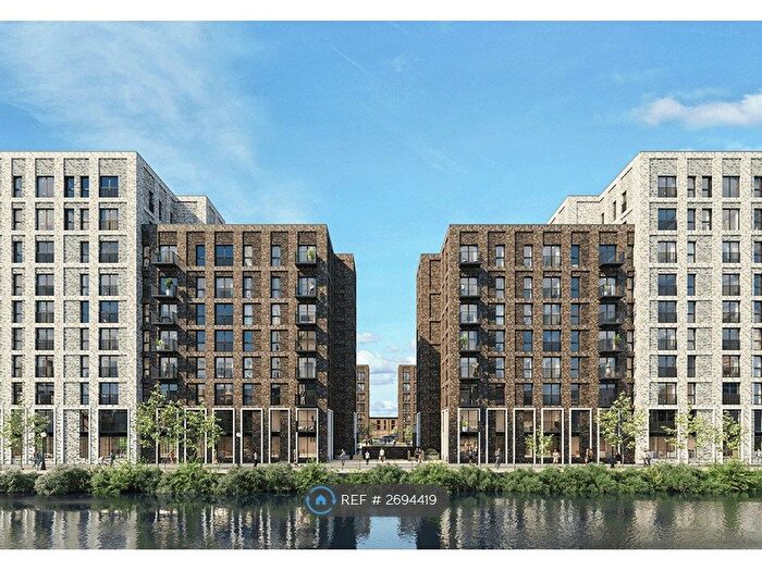 1 Bedroom Flat To Rent In Berkley Square, Salford, M5