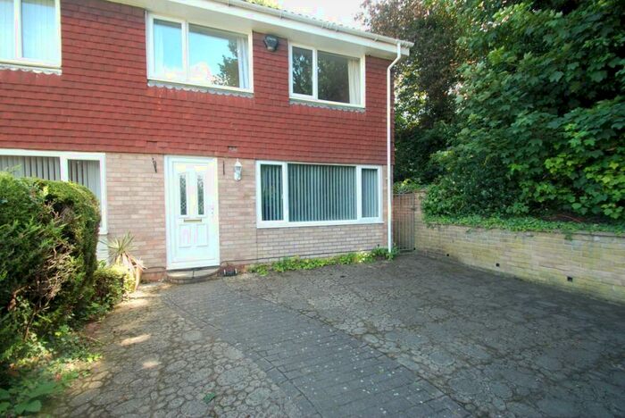 3 Bedroom Semi-Detached House To Rent In Dovedales, Sprowston, NR6