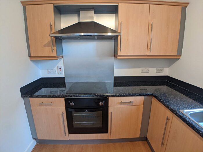 3 Bedroom Flat To Rent In Bed – Mitford Road, Withington, M14