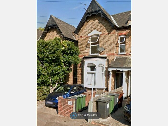 1 Bedroom Flat To Rent In Gainsford Road, London, E17
