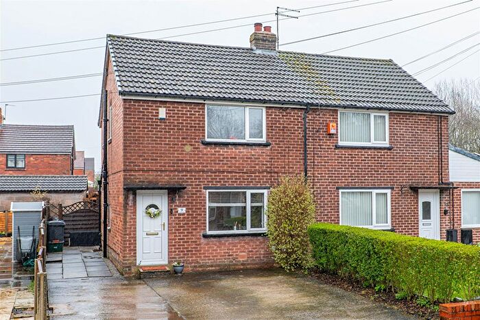 2 Bedroom Semi Detached House For Sale In Devon Close, Walton-Le-Dale, Preston, PR5