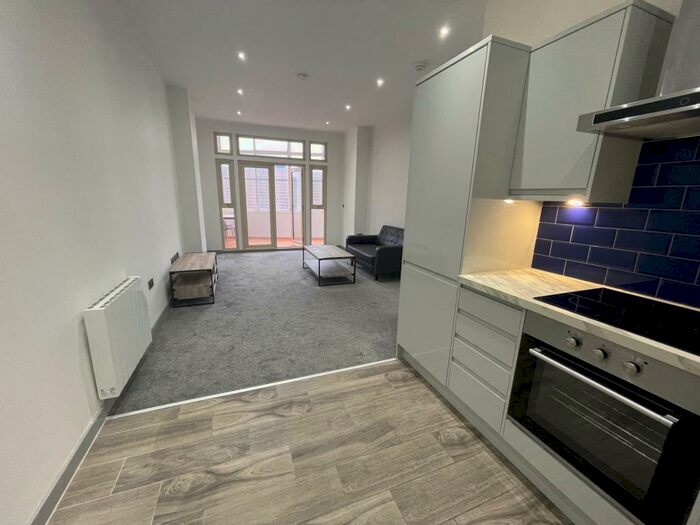 2 Bedroom Flat To Rent In Danum House, Doncaster, DN1