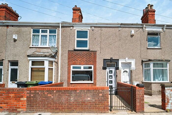 3 Bedroom Terraced Bungalow For Sale In Eleanor Street, Grimsby, DN32